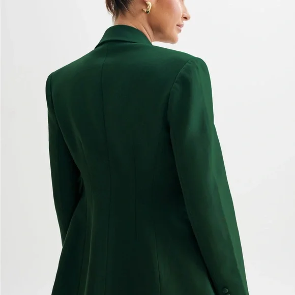 Meshing elegant Green Women's Suit Set - Picture 2 of 9